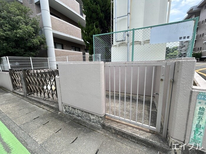 物件外観写真6　(建物設備)