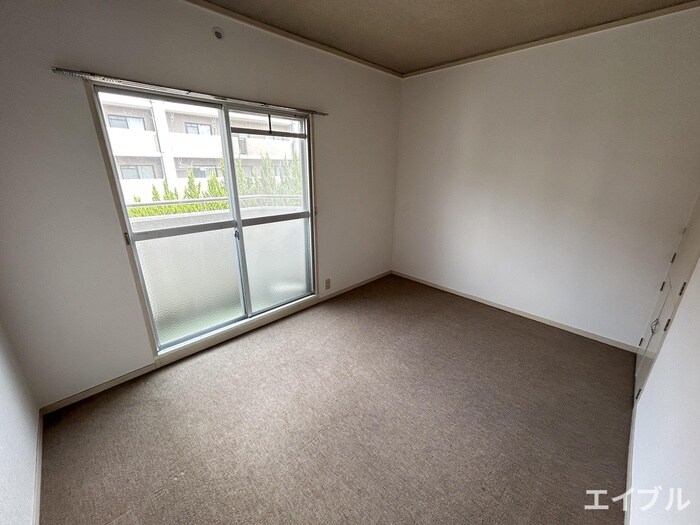 物件内観写真10　(居室)