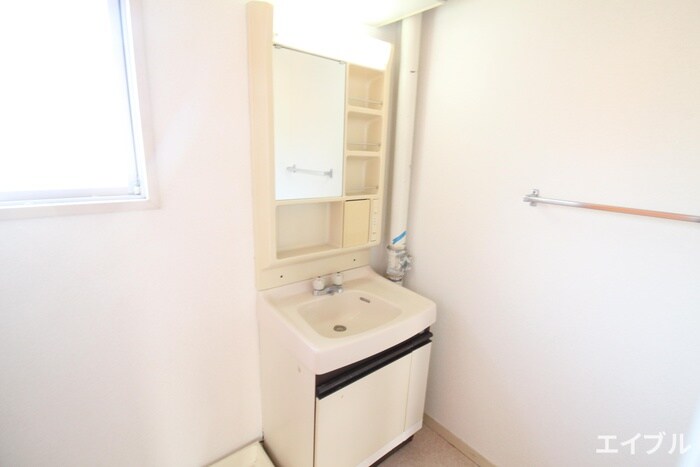 物件内観写真12　(洗面)