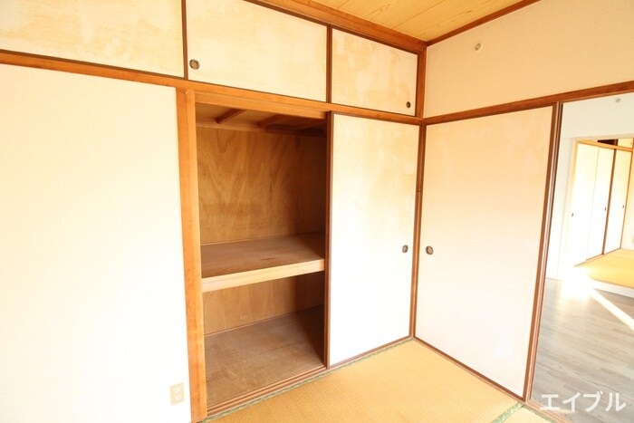 物件内観写真15　(収納)