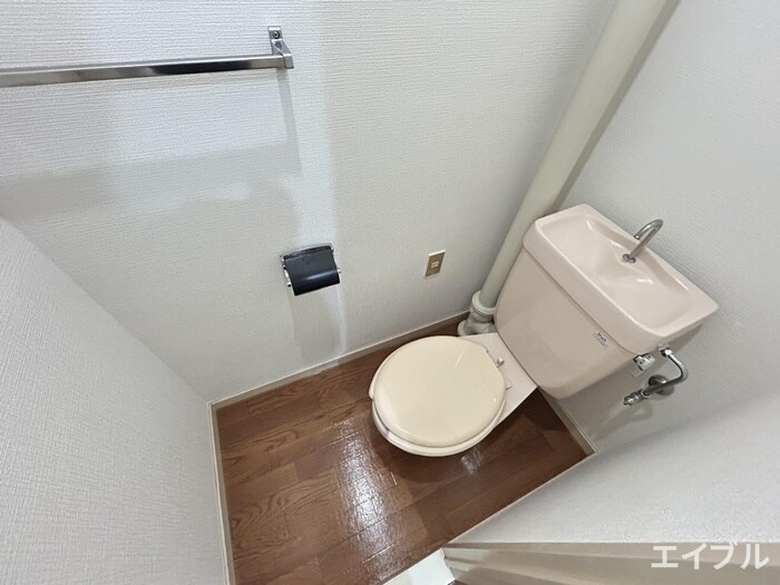 物件内観写真15　(トイレ)