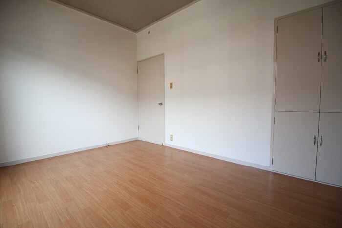 物件内観写真19　(居室)