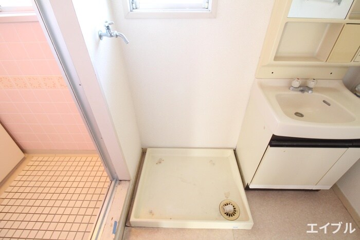 物件内観写真20　(洗濯機置場)