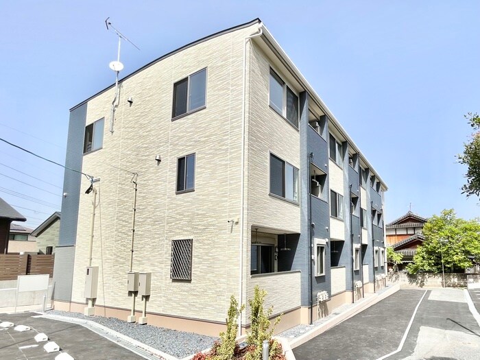 物件外観写真6　(外観写真)