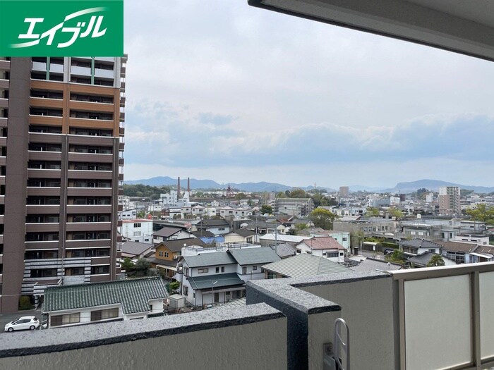 物件内観写真22　(室内からの展望)