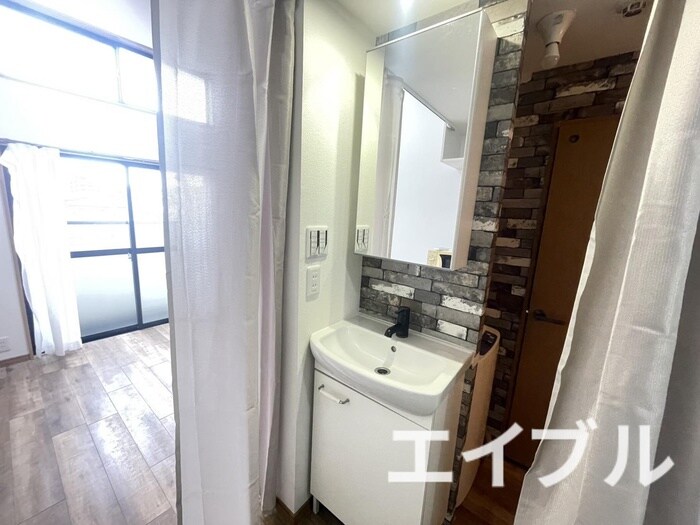 物件内観写真12　(洗面)