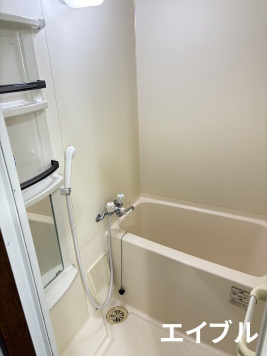 物件内観写真4　(バス／シャワールーム等)