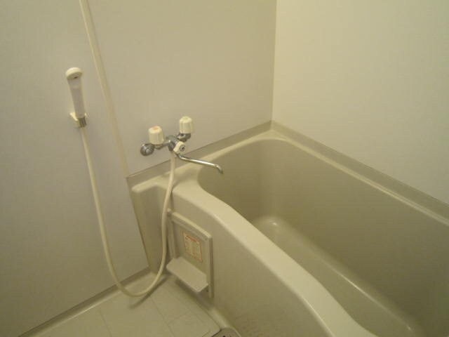 物件内観写真13　(バス／シャワールーム等)