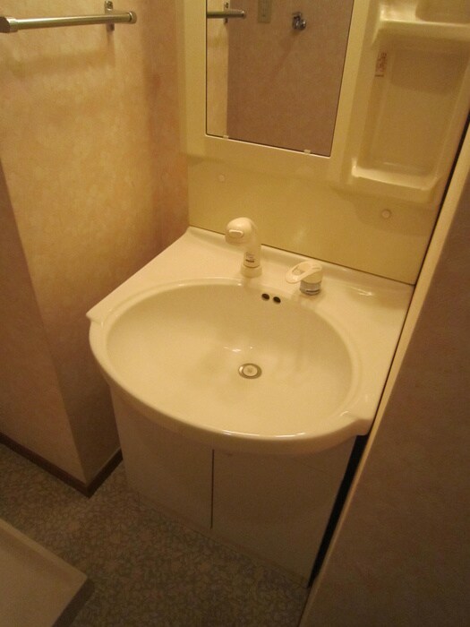 物件内観写真13　(洗面)