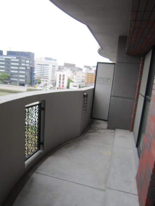 物件内観写真16　(ベランダ・バルコニー)