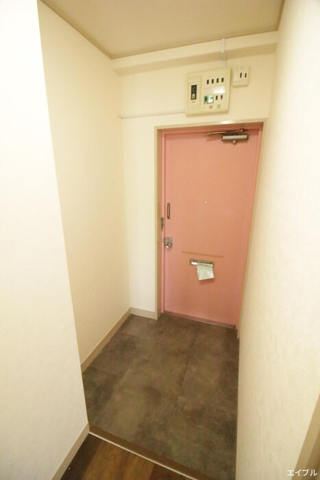物件内観写真15　(玄関)