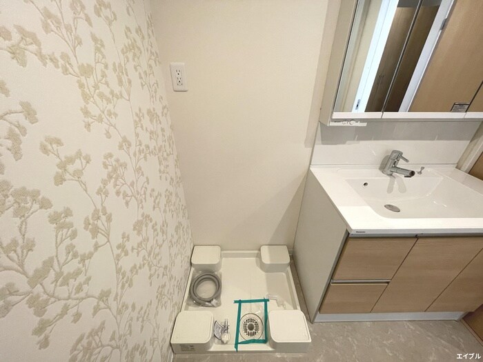 物件内観写真17　(洗濯機置場)