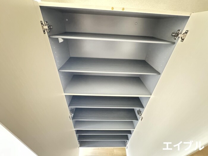 物件内観写真17　(靴箱)