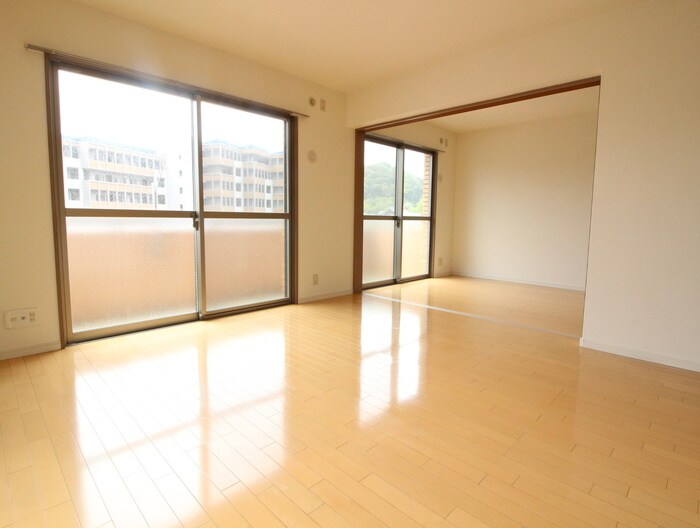 物件内観写真8　(居室)