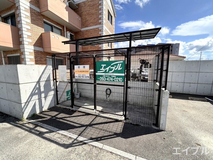 物件外観写真4　(建物設備)