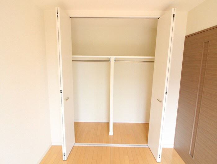 物件内観写真15　(収納)