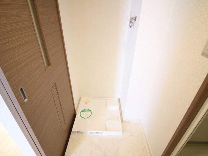 物件内観写真20　(洗濯機置場)