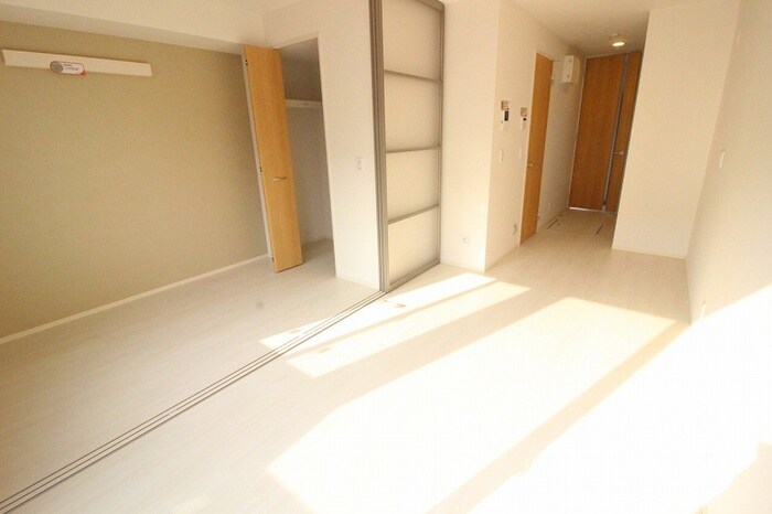 物件内観写真4　(居室)