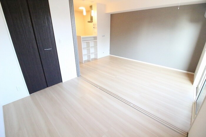 物件内観写真5　(居室)