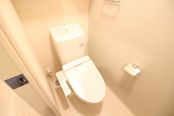 物件内観写真9　(トイレ)