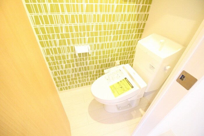 物件内観写真9　(トイレ)