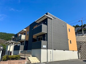 アベニール3番館外観写真