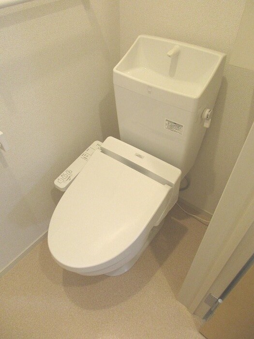 物件内観写真11　(トイレ)