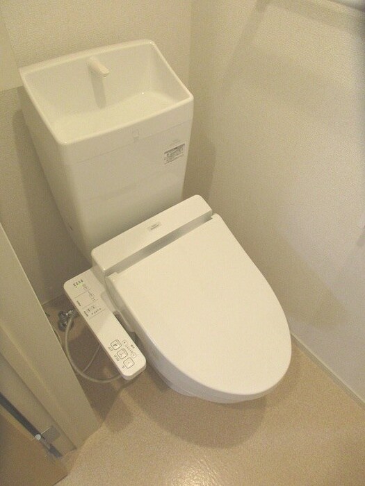 物件内観写真11　(トイレ)