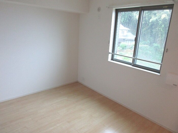 物件内観写真17　(居室)