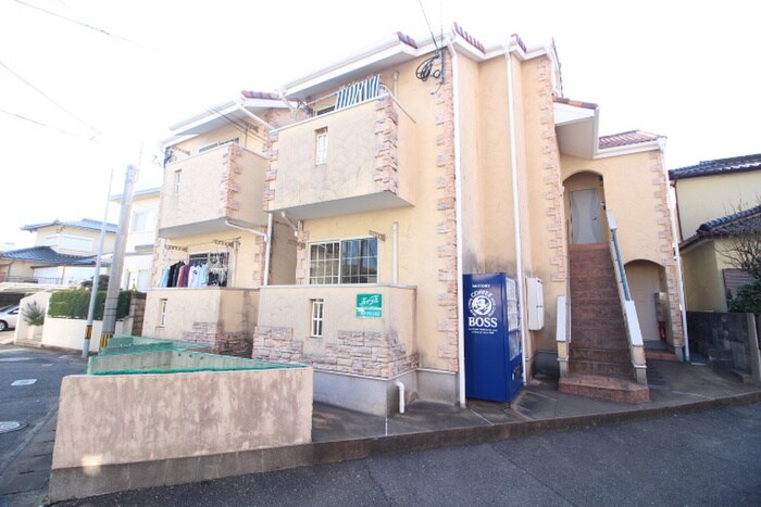 物件外観写真1　(外観写真)