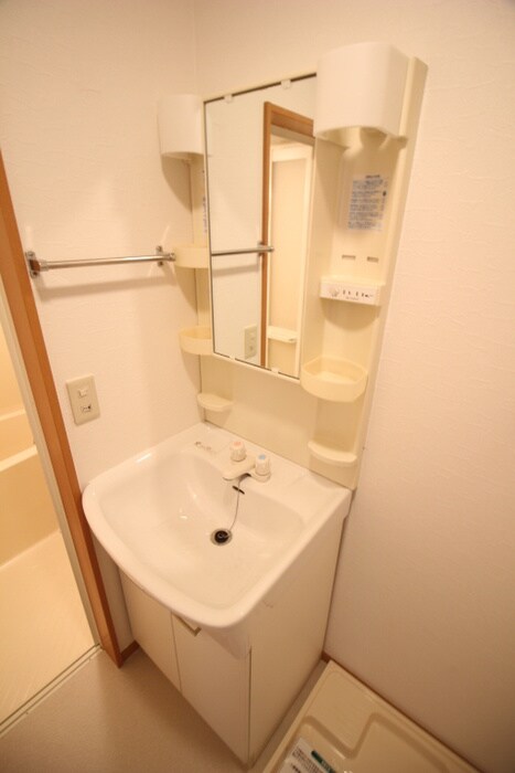 物件内観写真12　(洗面)