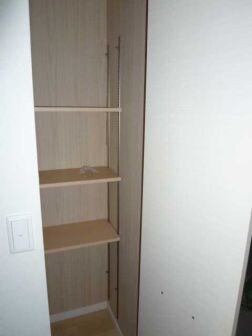 物件内観写真13　(靴箱)