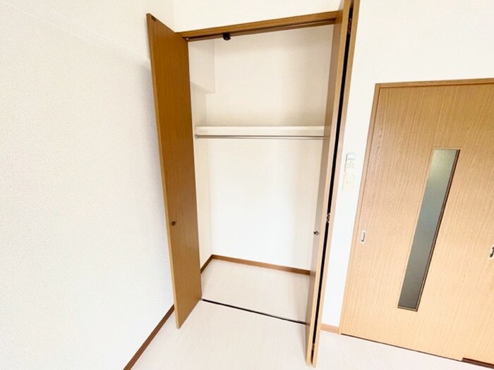 物件内観写真13　(収納)