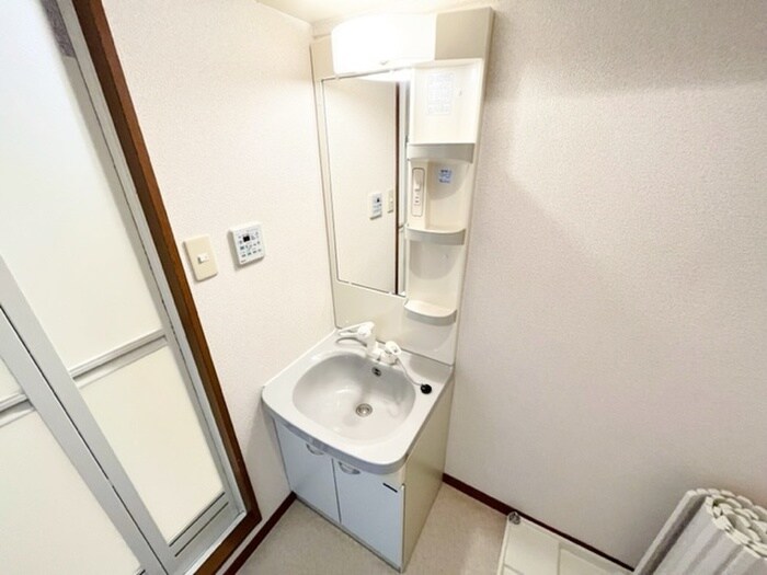 物件内観写真14　(洗面)