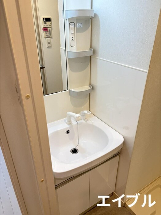 物件内観写真11　(洗面)