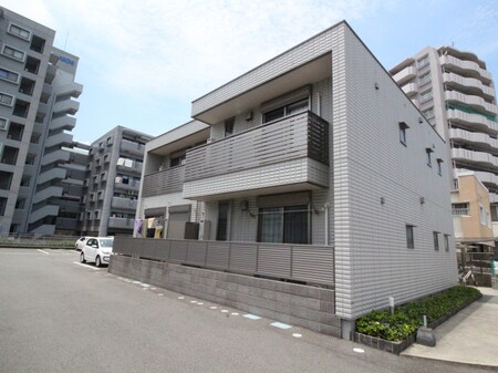 ヘーベルメゾン諏訪野外観写真