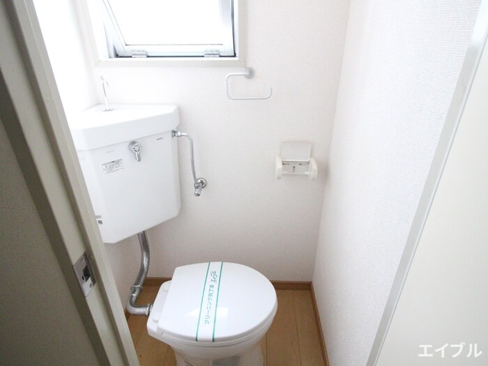 物件内観写真10　(トイレ)