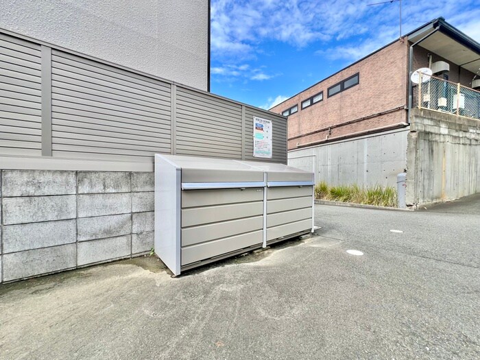 物件外観写真4　(周辺環境)