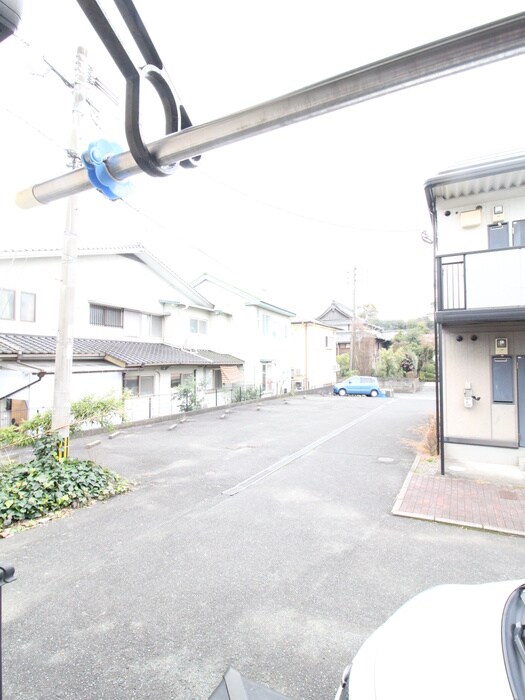 物件内観写真12　(室内からの展望)