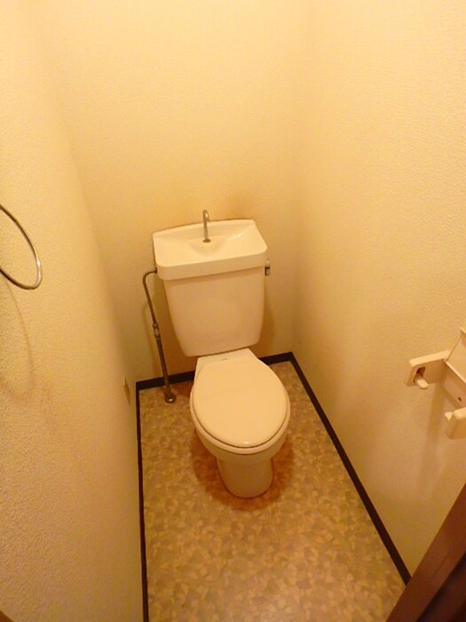 物件内観写真11　(トイレ)