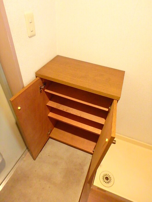 物件内観写真14　(靴箱)