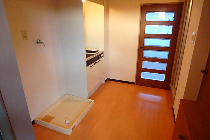 物件内観写真18　(玄関)