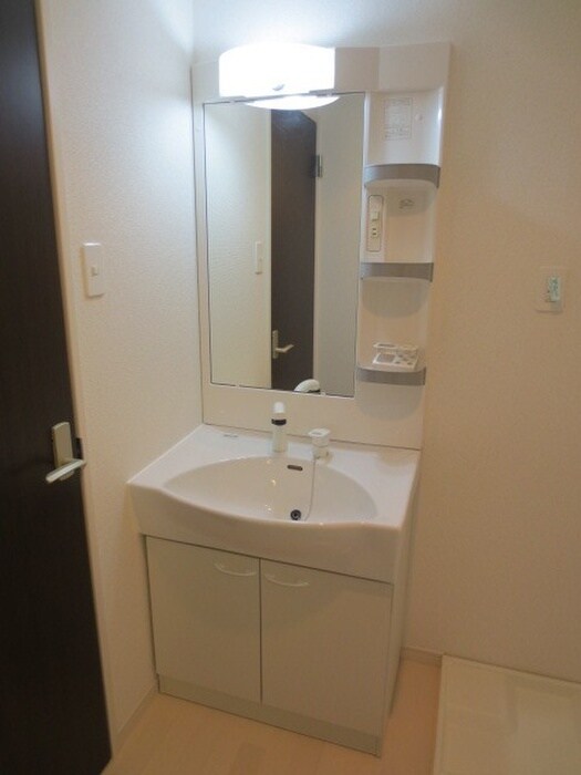 物件内観写真9　(洗面)