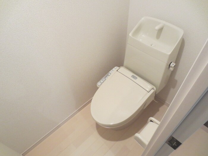 物件内観写真10　(トイレ)