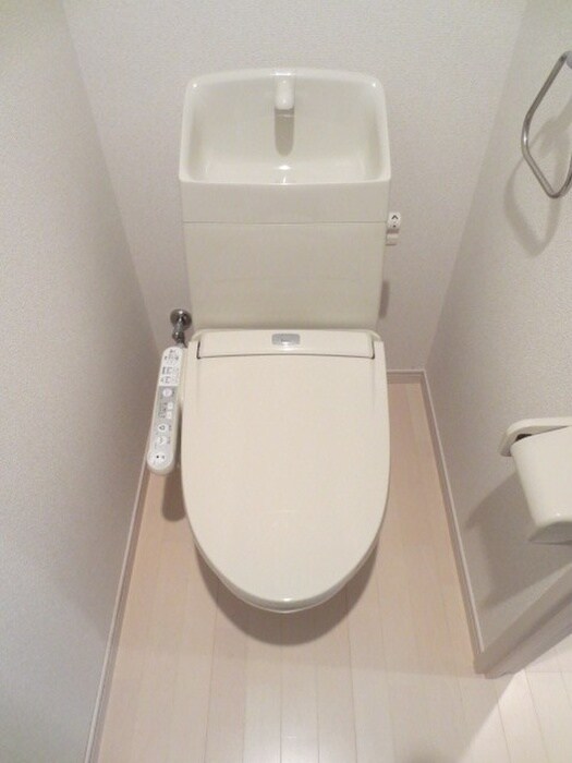 物件内観写真11　(トイレ)