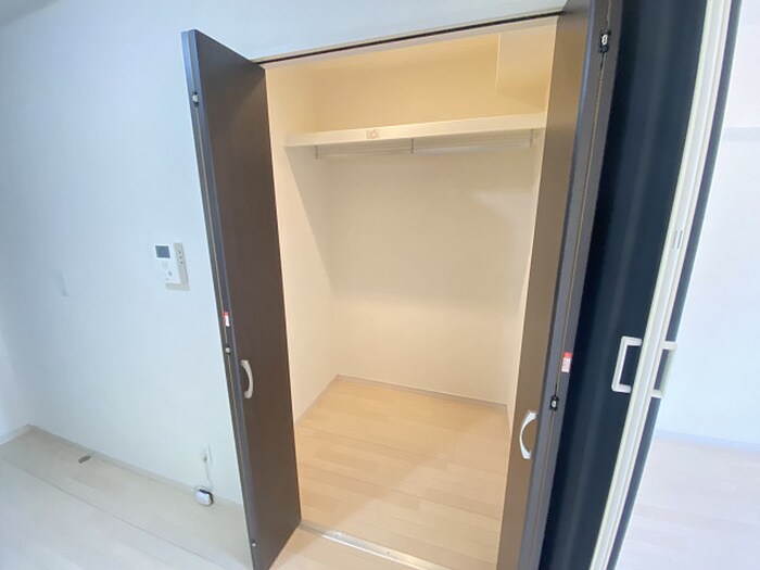 物件内観写真13　(収納)