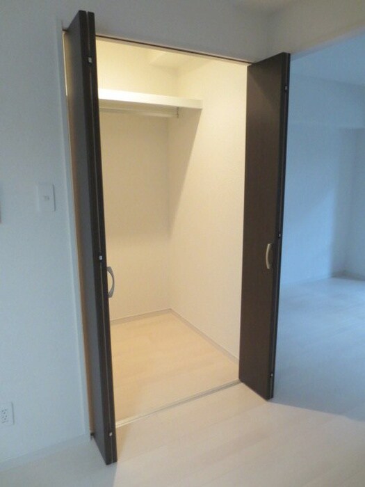 物件内観写真14　(収納)