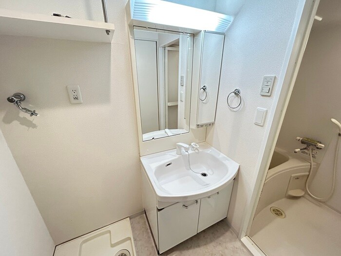 物件内観写真13　(洗面)