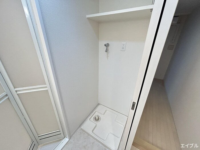 物件内観写真15　(洗濯機置場)