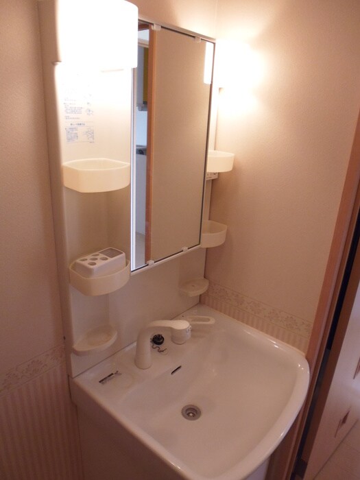 物件内観写真11　(洗面)